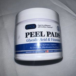 JNS Joellyne  Naturals Glycolic Acid & Vitamins Peel Pads 50 Pads. EXP : 6/24